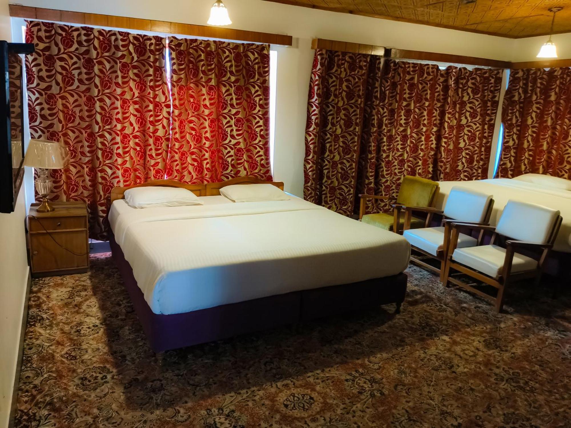 Hotel Season Palace Srinagar  Exterior photo